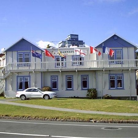 Barnacles Seaside Inn Paraparaumu Dış mekan fotoğraf